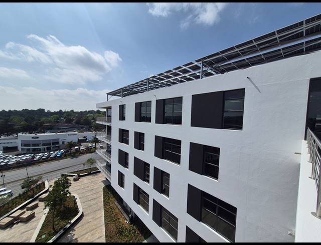 881M² OFFICE TO LET IN GLENADRIENNE EAST